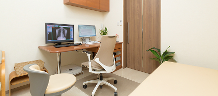 各種専門外来で特定の疾患に特化した診療